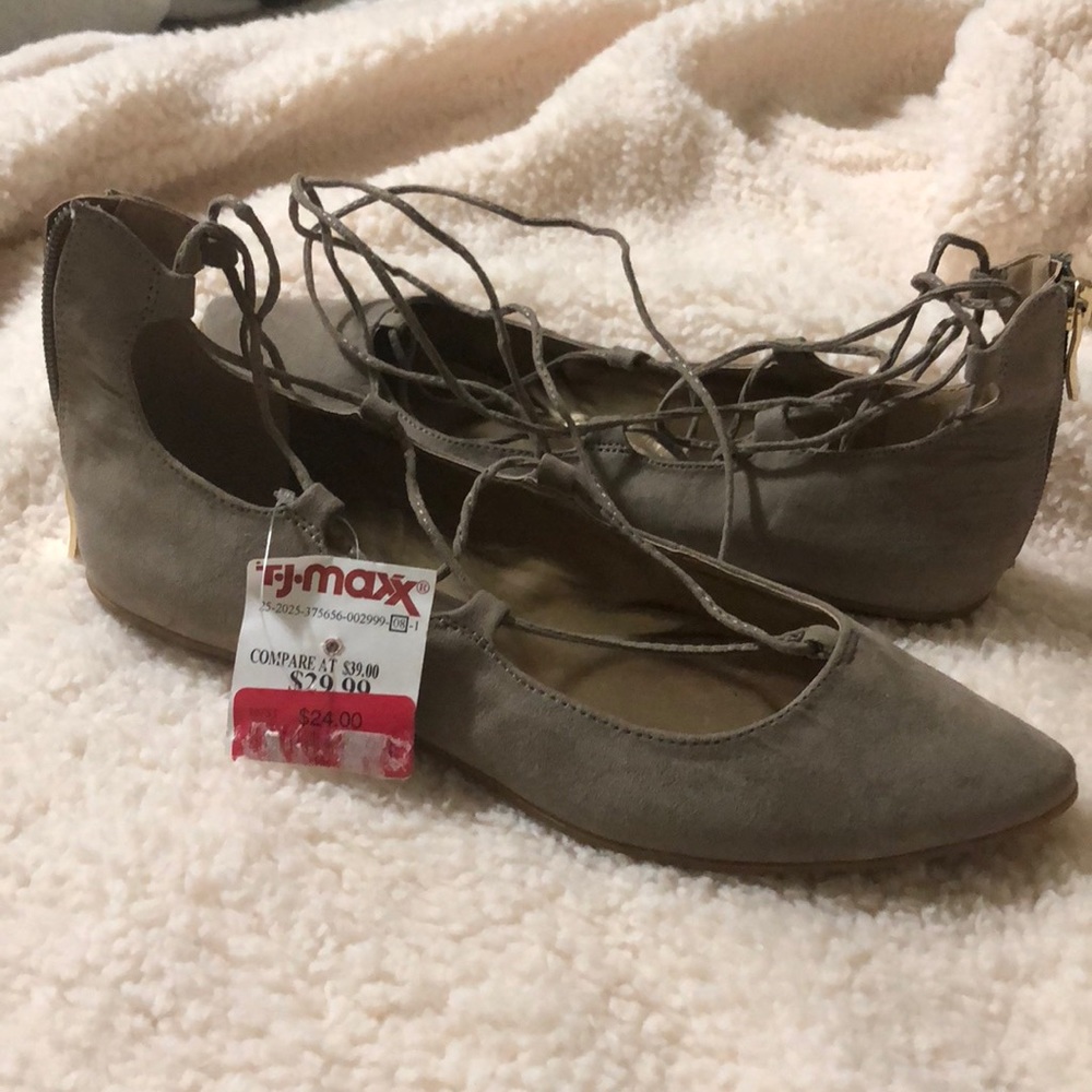 BCBG flats